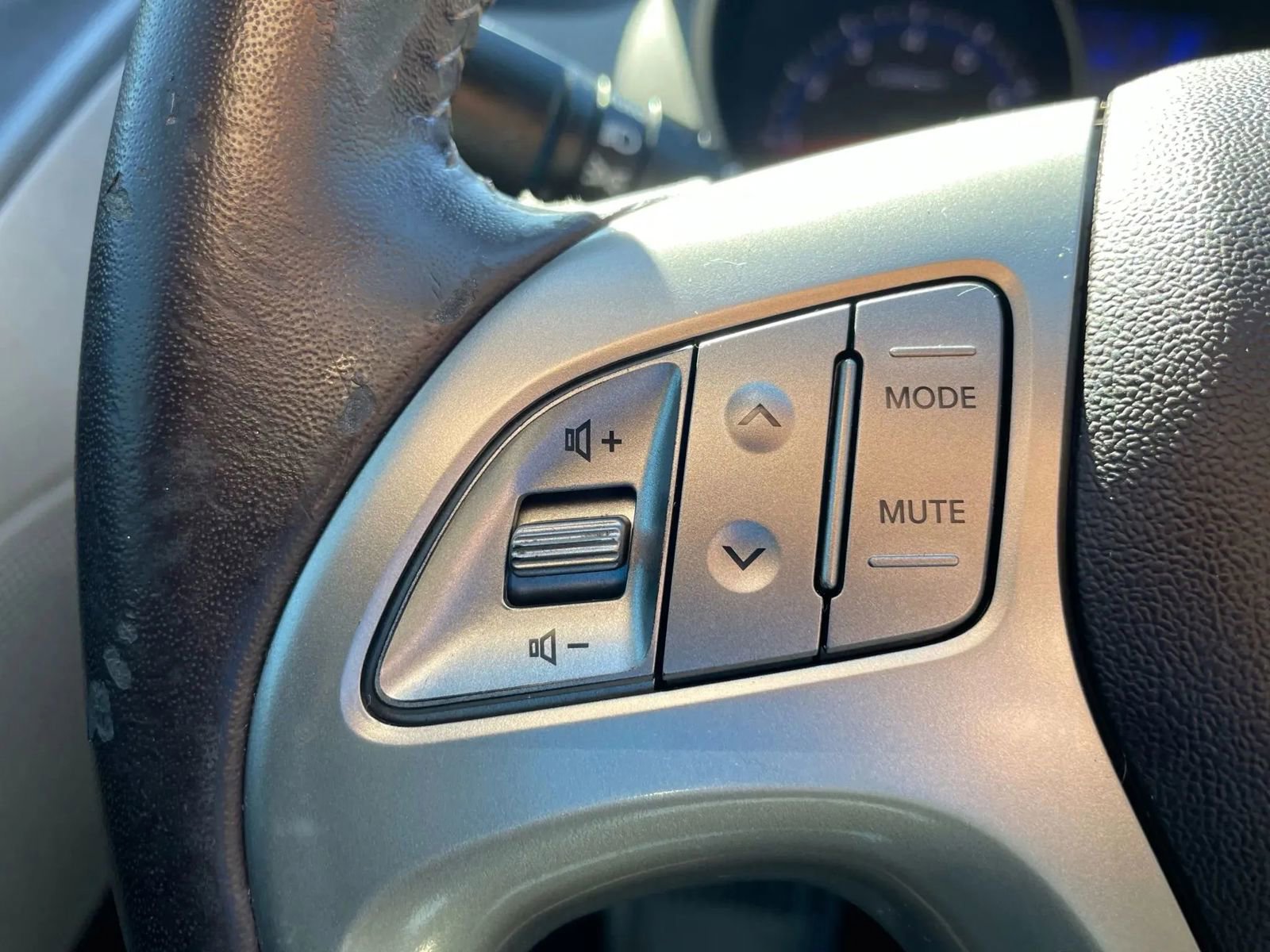 Used 2013 Hyundai Tucson GLS image 30