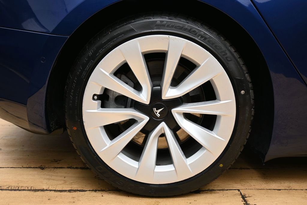 Used 2021 Tesla Model 3 Standard Range Plus image 15
