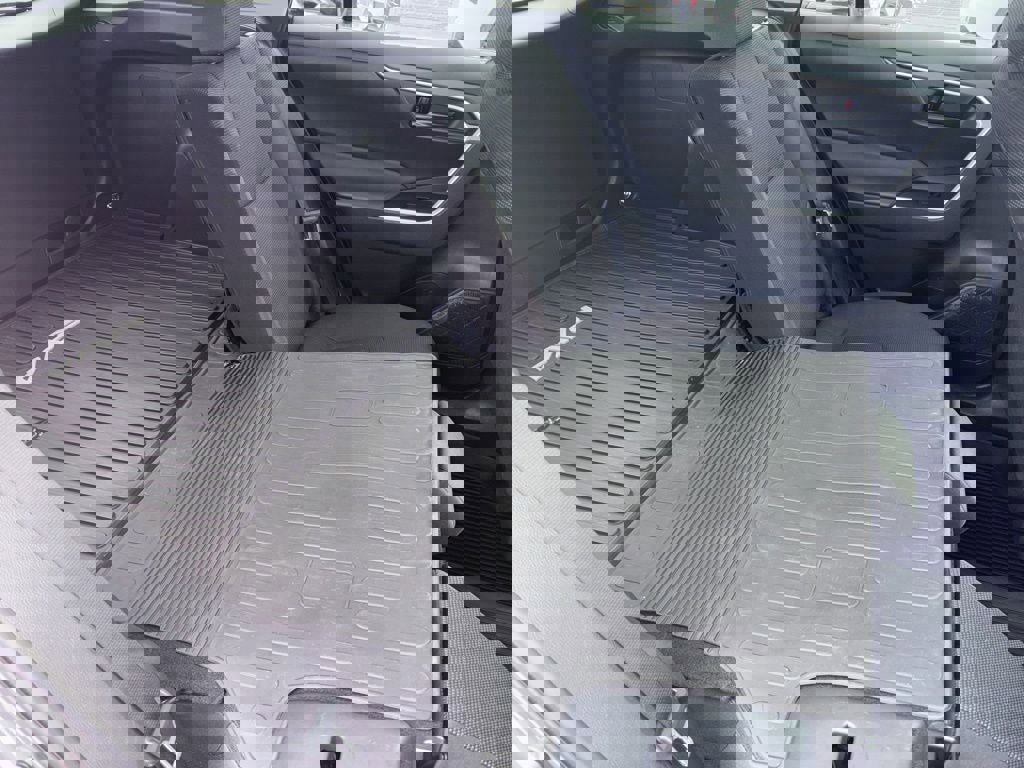 Used 2023 Toyota RAV4 LE image 43