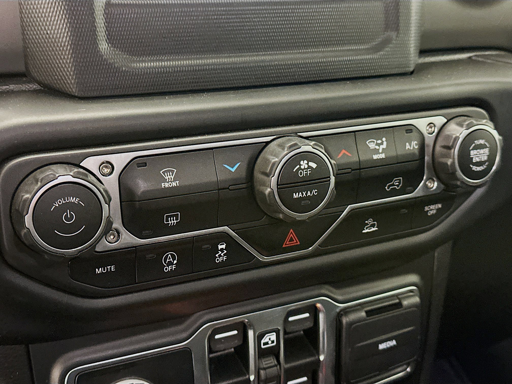 Used 2022 Jeep Wrangler Sport S AWD/4WD image 23