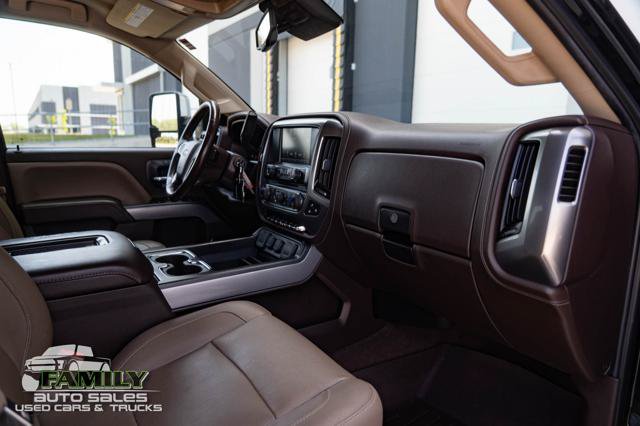 Used 2016 Chevrolet Silverado 3500 LTZ AWD/4WD image 28