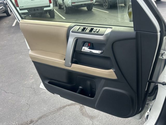 Used 2023 Toyota 4Runner SR5 Premium w/ Moonroof Package image 28