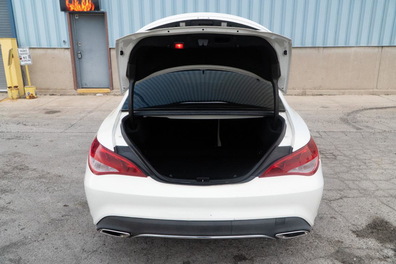 Used 2018 Mercedes-Benz CLA 250 image 16
