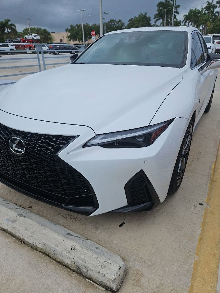 Used 2023 Lexus IS 350 F Sport w/ Memory Package RWD image 8