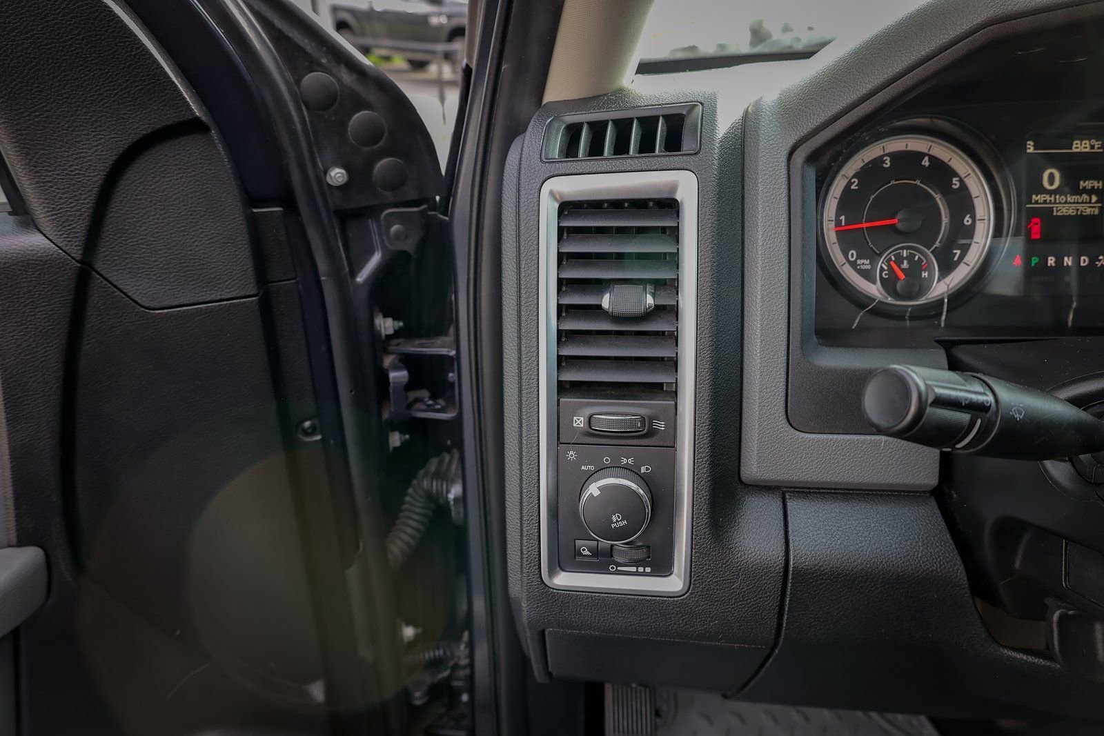 Used 2016 RAM 1500 Big Horn image 14