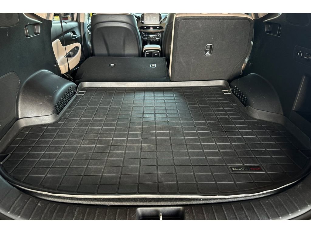 Used 2019 Hyundai Santa Fe FWD image 17