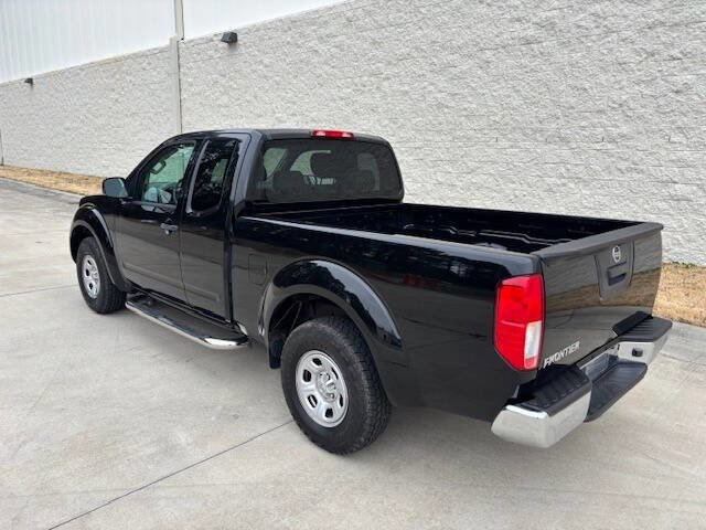 Used 2015 Nissan Frontier S image 4