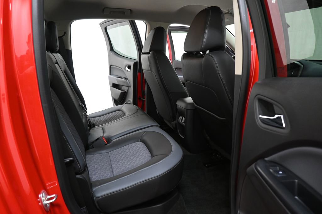 Used 2015 Chevrolet Colorado Z71 w/ LPO, Bed Protection Package image 11