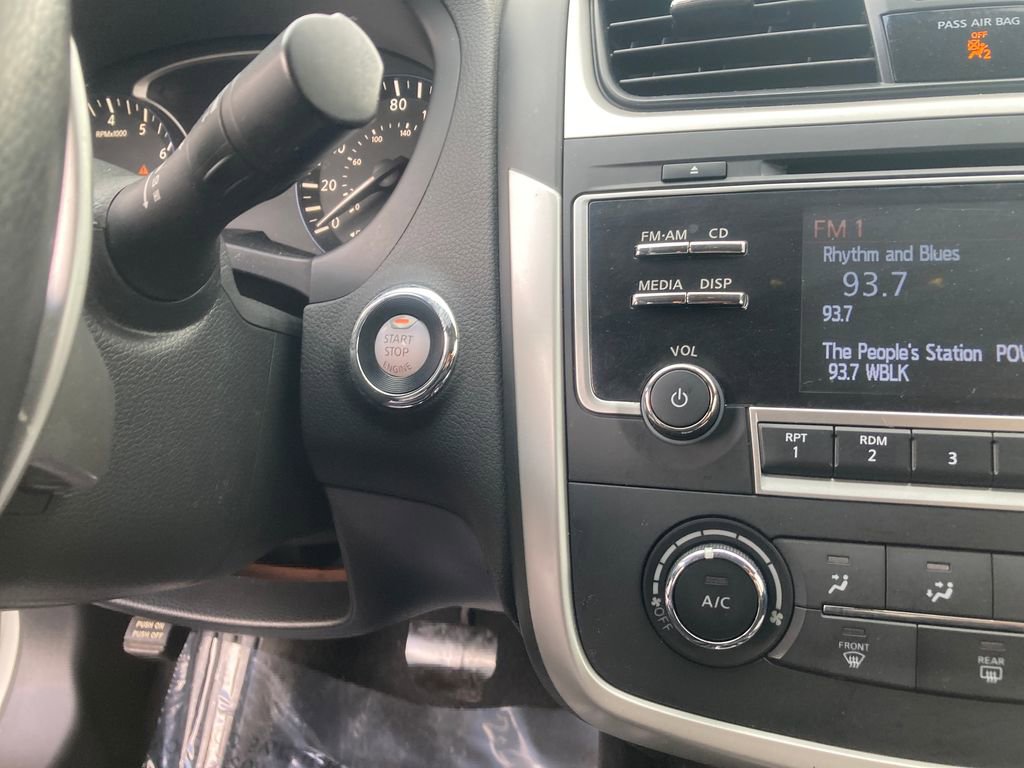 Used 2017 Nissan Altima 2.5 SR FWD image 22