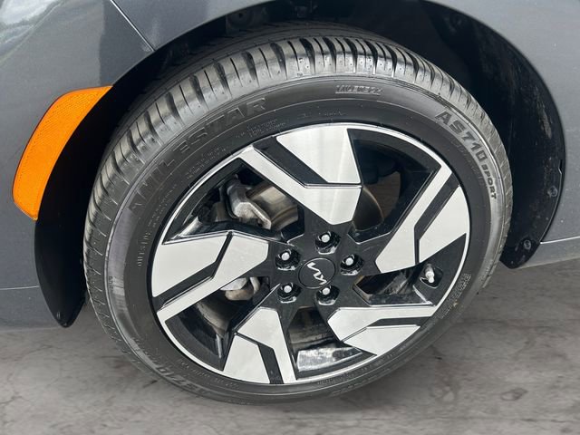 Used 2023 Kia Soul GT-Line FWD image 9