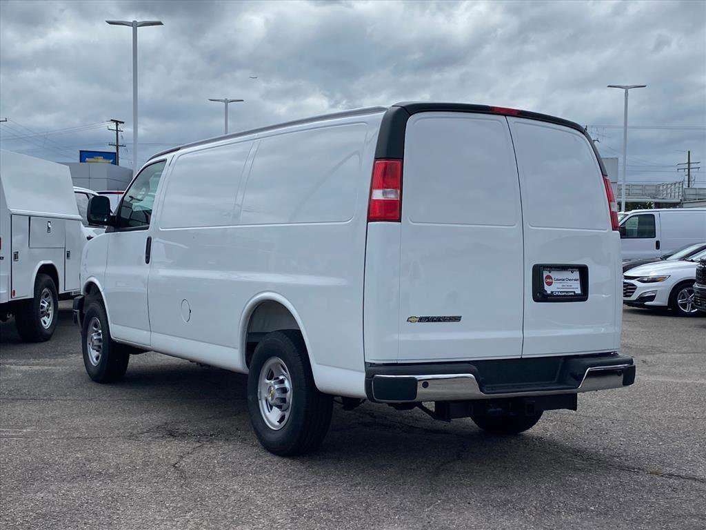 New 2025 Chevrolet Express 2500 w/ Driver Convenience Package image 8