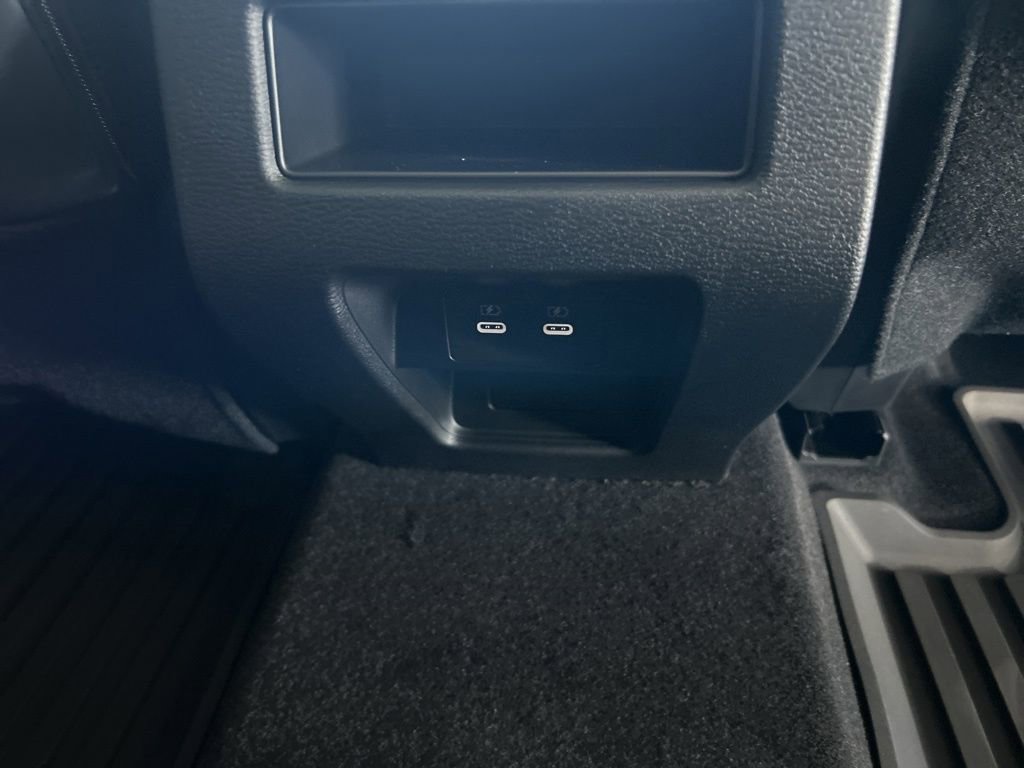 New 2026 Mitsubishi Outlander SE image 30