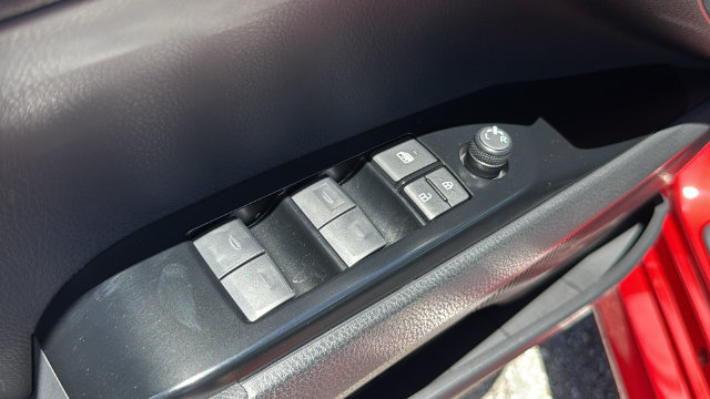 Used 2025 Toyota Camry LE w/ Convenience Package FWD image 20