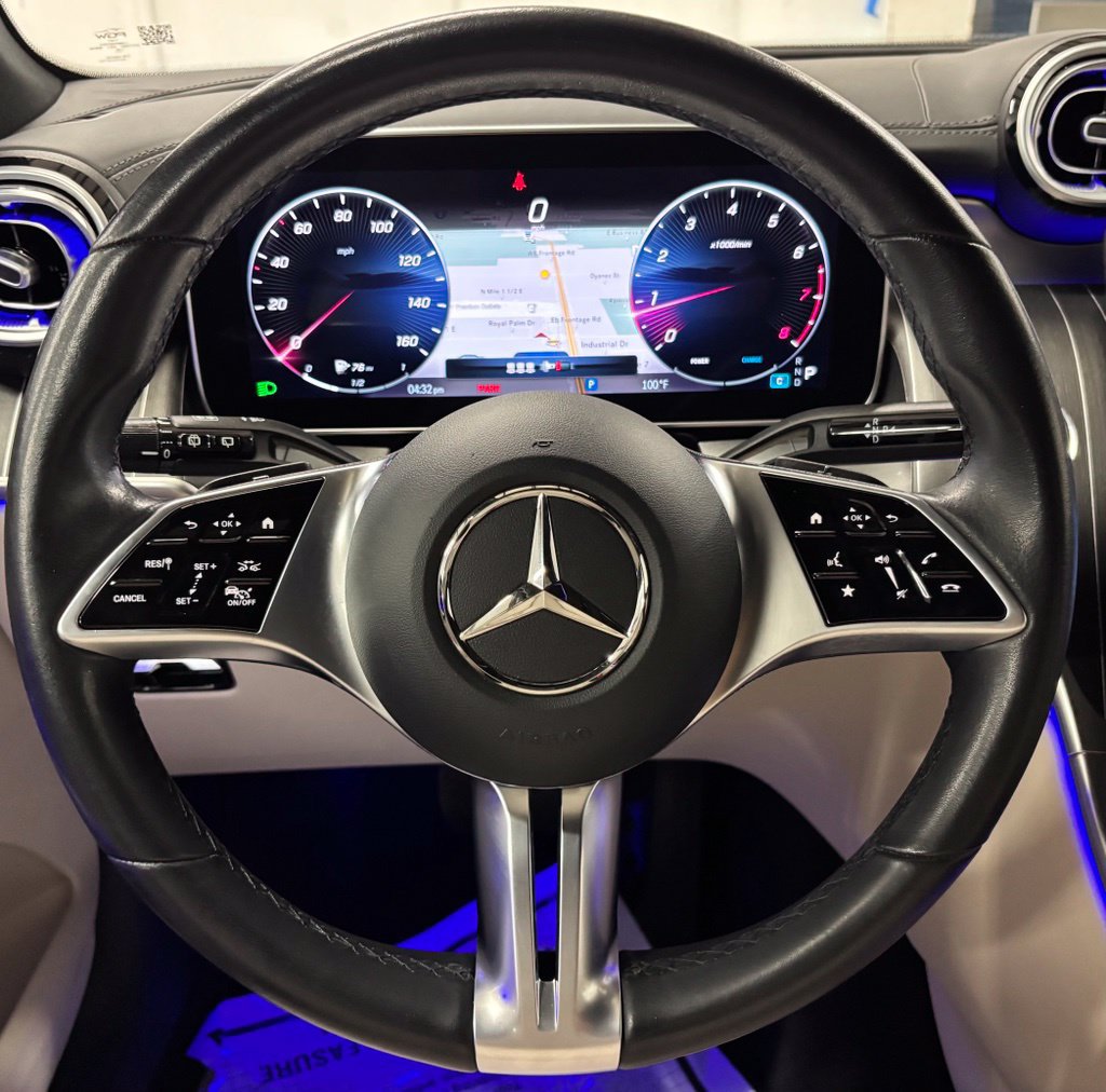 Used 2023 Mercedes-Benz GLC 300 image 11