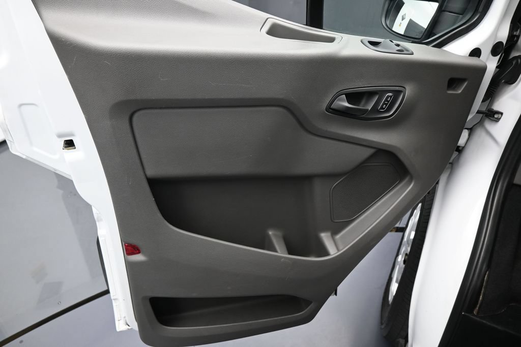 Used 2023 Ford Transit 350 XLT RWD image 12