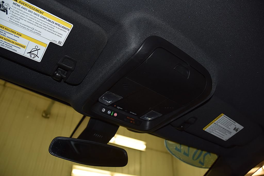 Used 2022 Chevrolet Equinox RS AWD/4WD image 26