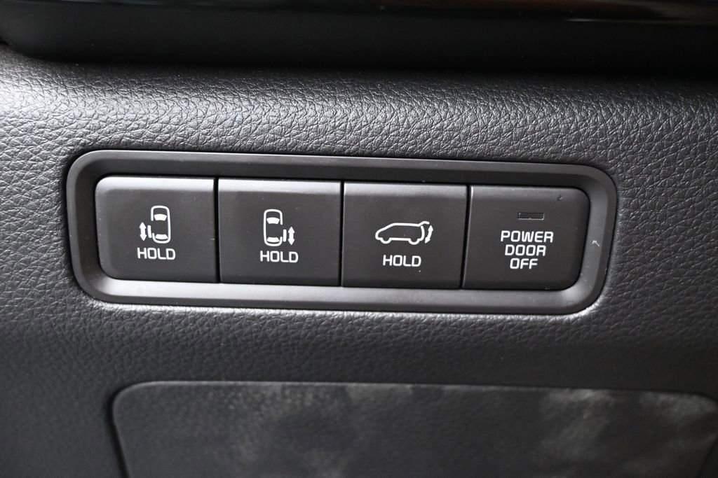 Used 2024 Kia Carnival SX Prestige FWD image 29