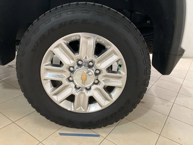 Used 2024 Chevrolet Silverado 3500 High Country w/ Technology Package image 28