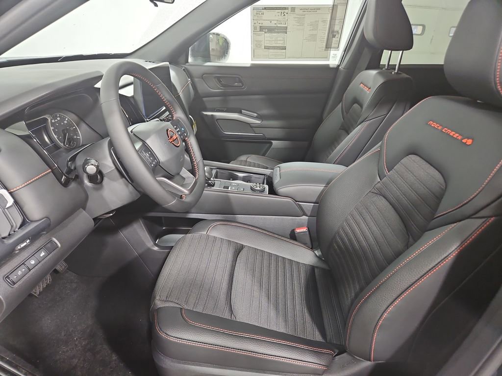 New 2026 Nissan Pathfinder SV image 10