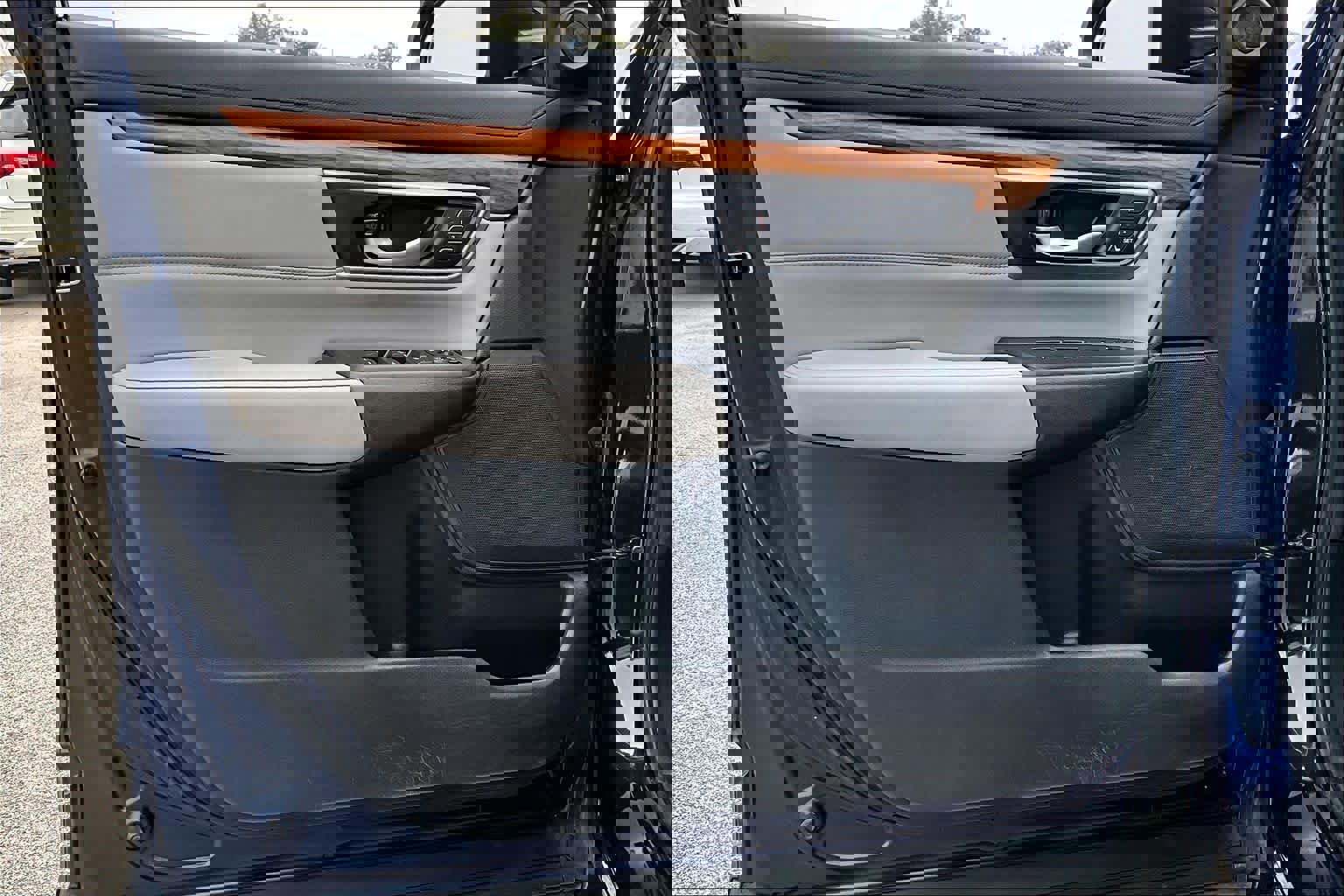 Used 2017 Honda CR-V EX-L image 22