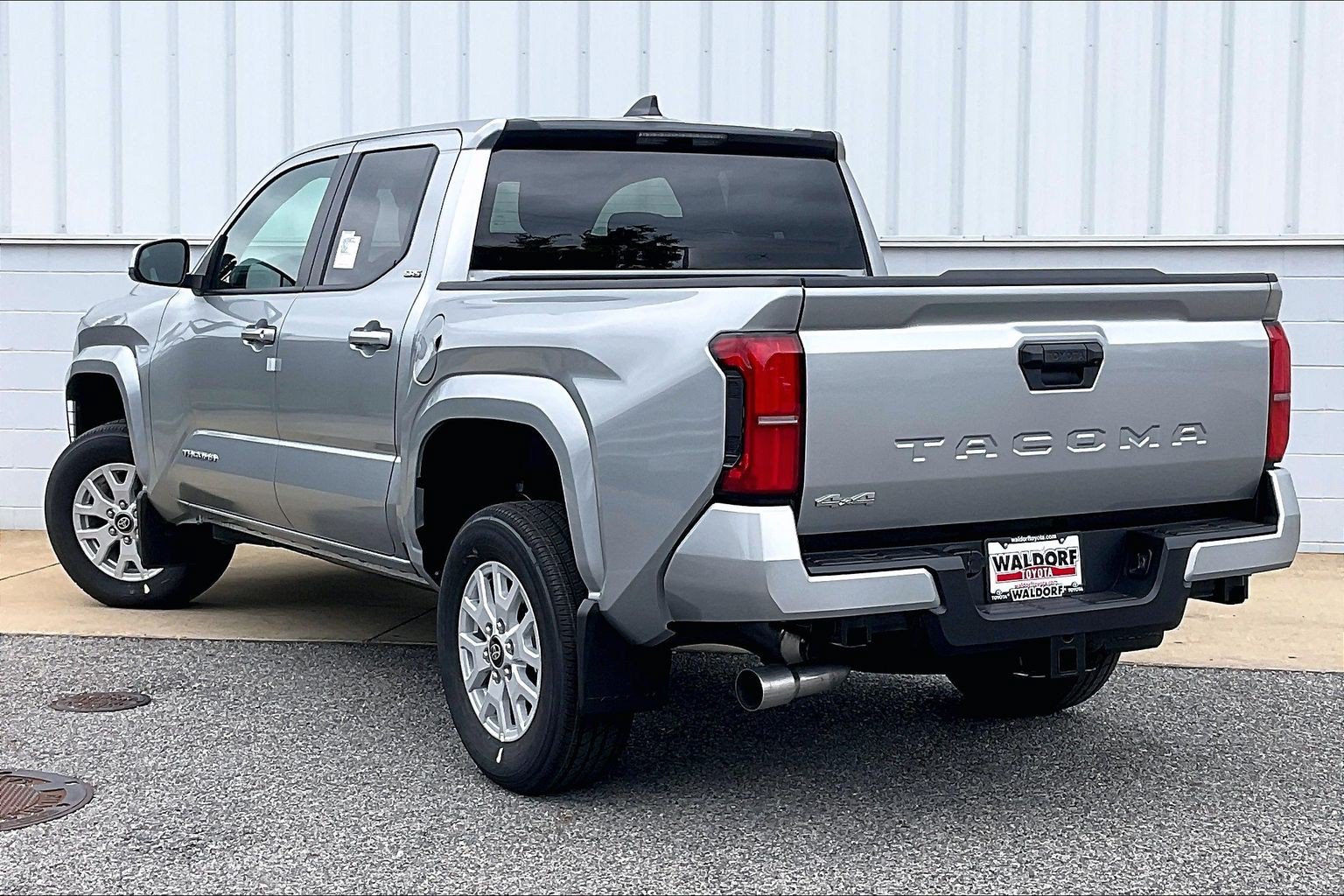 New 2026 Toyota Tacoma SR5 AWD/4WD image 3