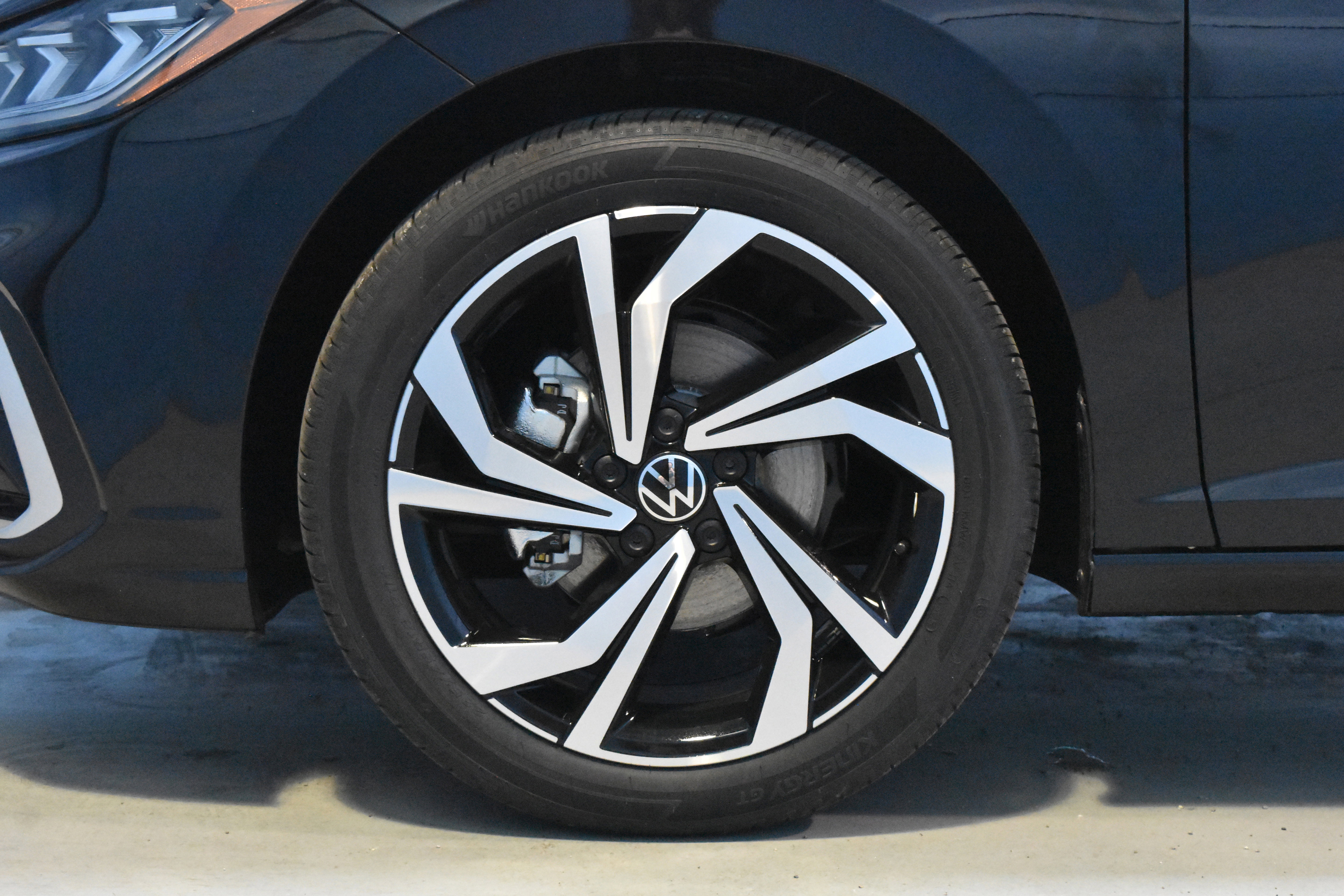 New 2026 Volkswagen Jetta SEL FWD image 21