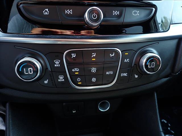 Used 2022 Chevrolet Traverse LT AWD/4WD image 24
