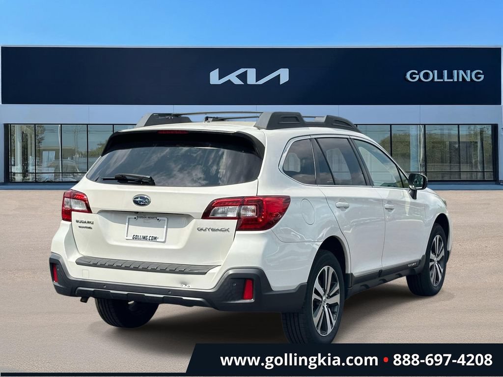 Used 2018 Subaru Outback 2.5i Limited AWD/4WD image 3