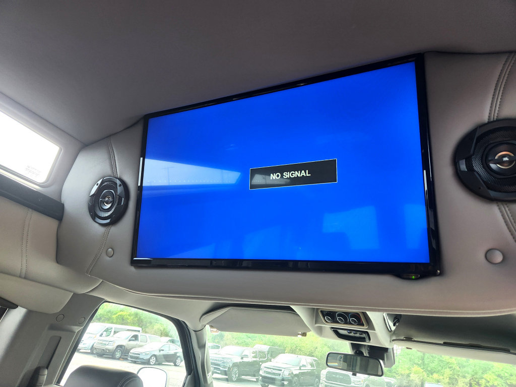 Used 2020 Chevrolet Express 2500 w/ Enhanced Convenience Package RWD image 52