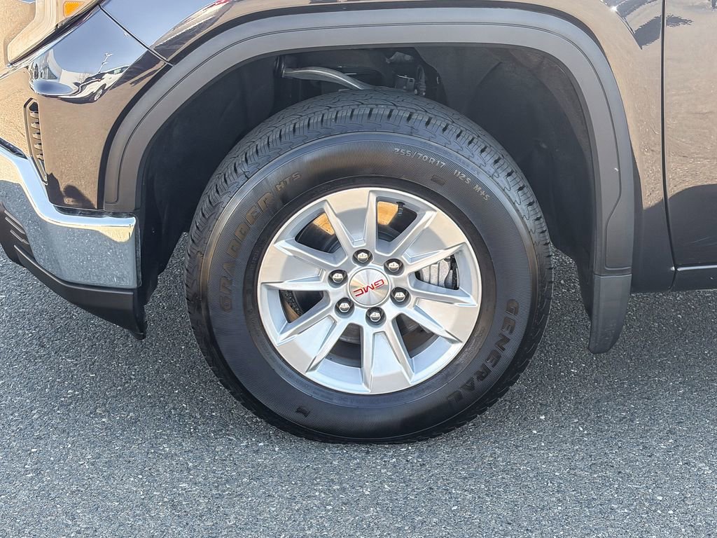 Used 2024 GMC Sierra 1500 SLE image 15