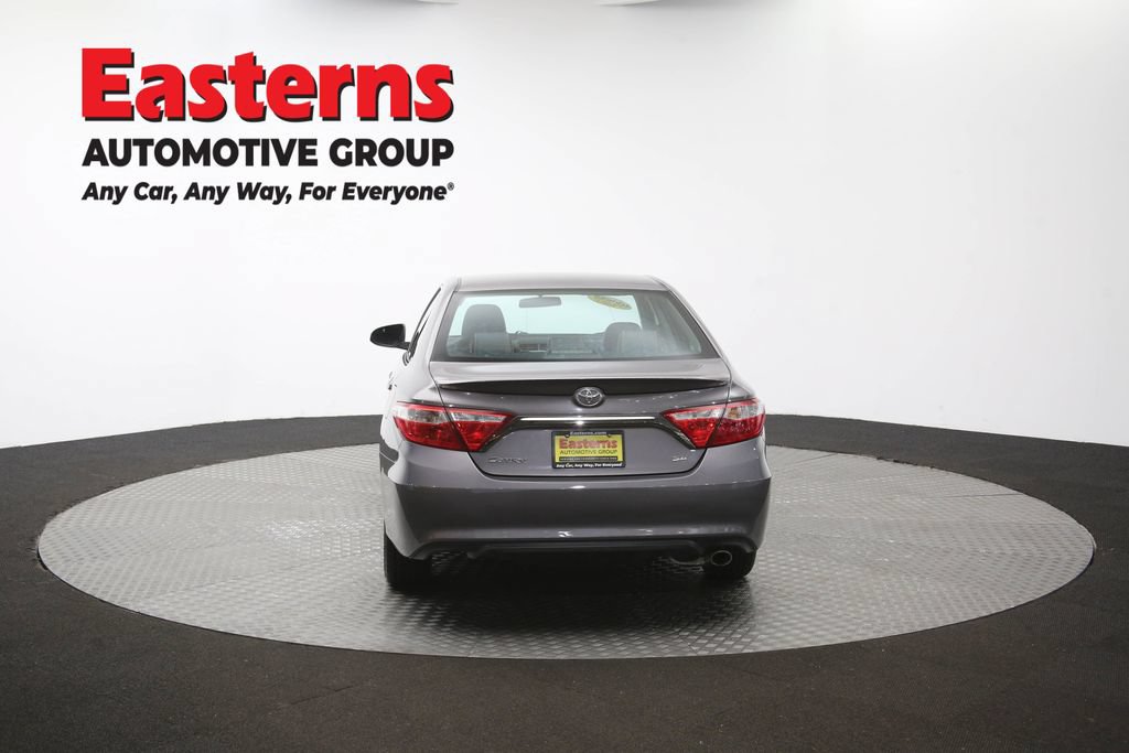 Used 2016 Toyota Camry SE FWD image 36