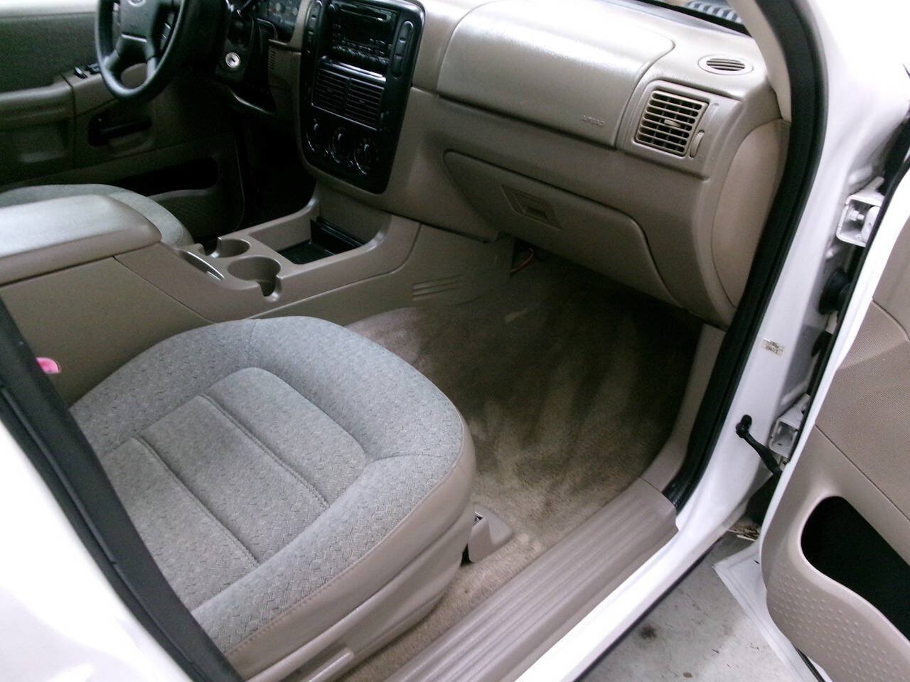 Used 2003 Ford Explorer Sport XLS AWD/4WD image 26