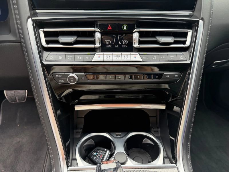 Used 2021 BMW M850i xDrive Coupe image 13