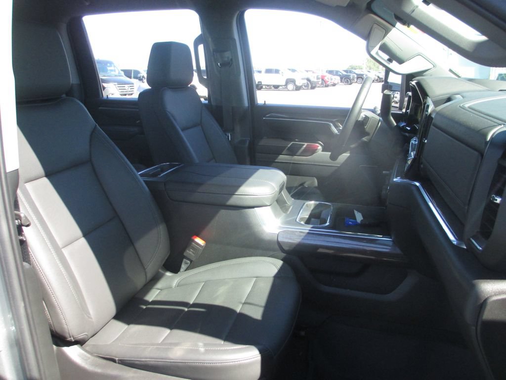 Certified 2025 Chevrolet Silverado 3500 LTZ w/ LTZ Plus Package AWD/4WD image 23