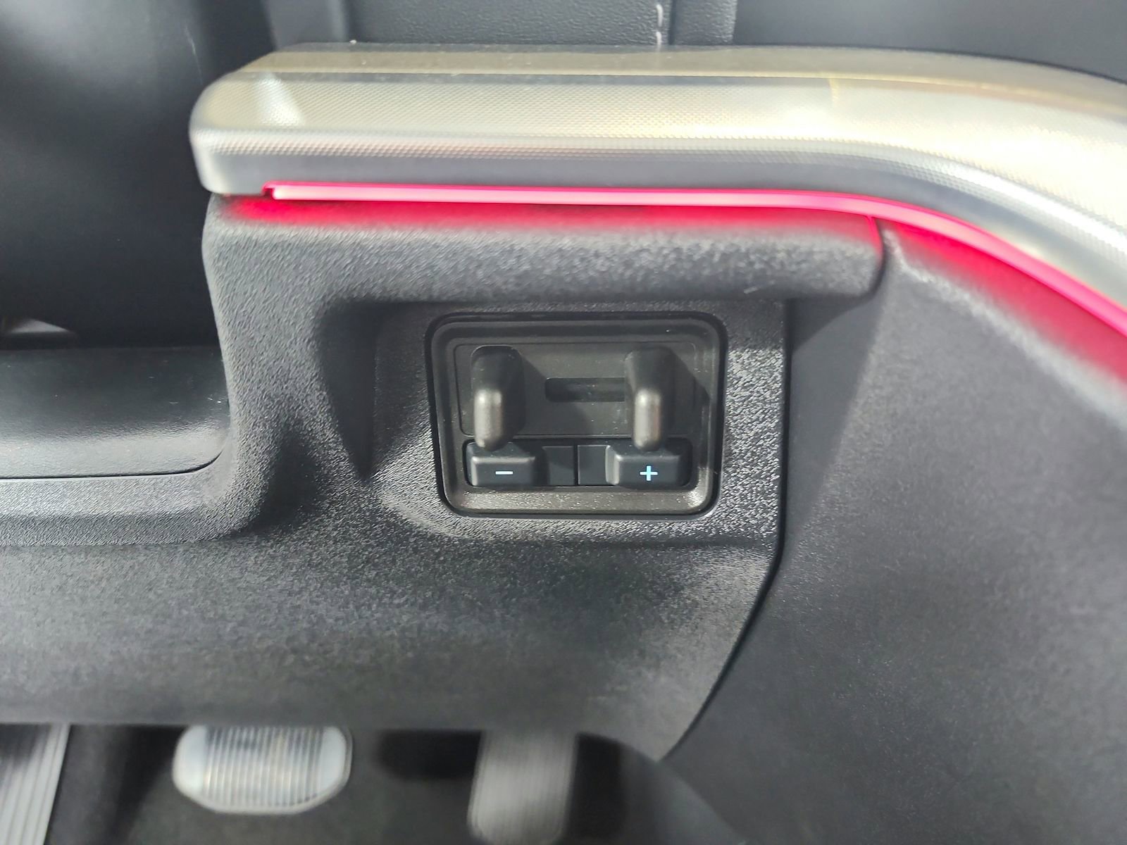 Used 2025 Ford Expedition Max Platinum image 32