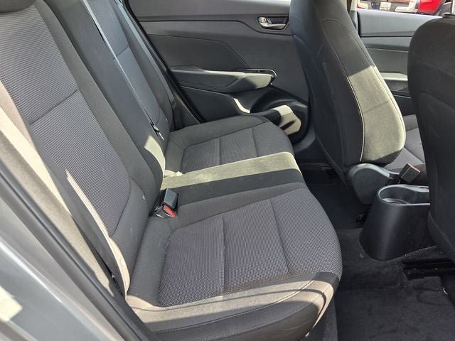 Used 2021 Hyundai Accent SE FWD image 13
