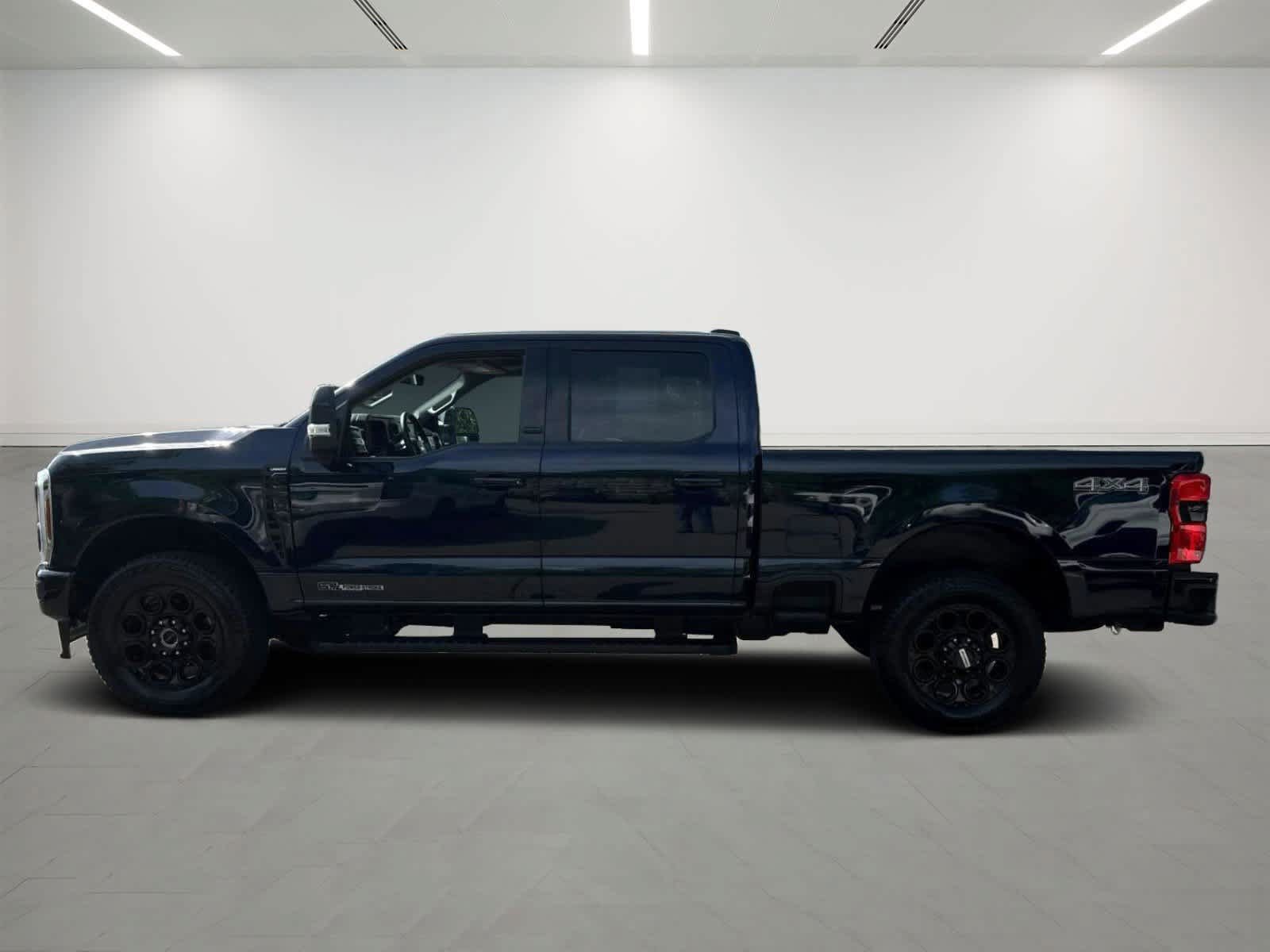 Used 2025 Ford F250 Lariat w/ Black Appearance Package AWD/4WD image 2