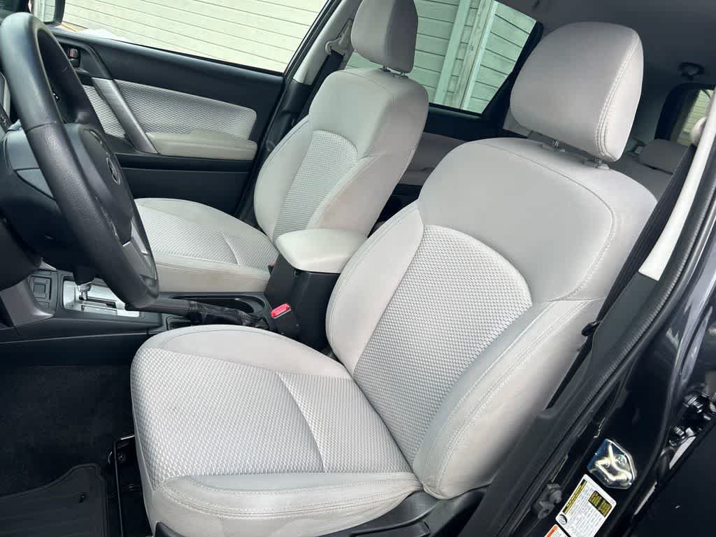 Used 2018 Subaru Forester 2.5i w/ Alloy Wheel Package AWD/4WD image 11