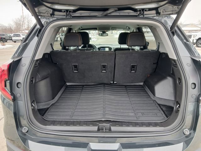 Certified 2021 GMC Terrain SLE w/ Driver Convenience Package image 19