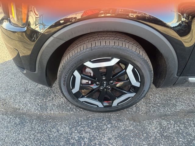 Used 2024 Kia Telluride S image 10