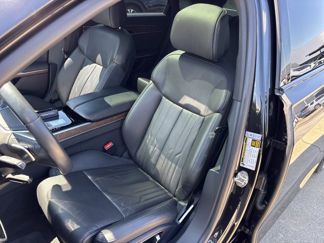 Used 2023 Audi A8 L 3.0T AWD/4WD image 8