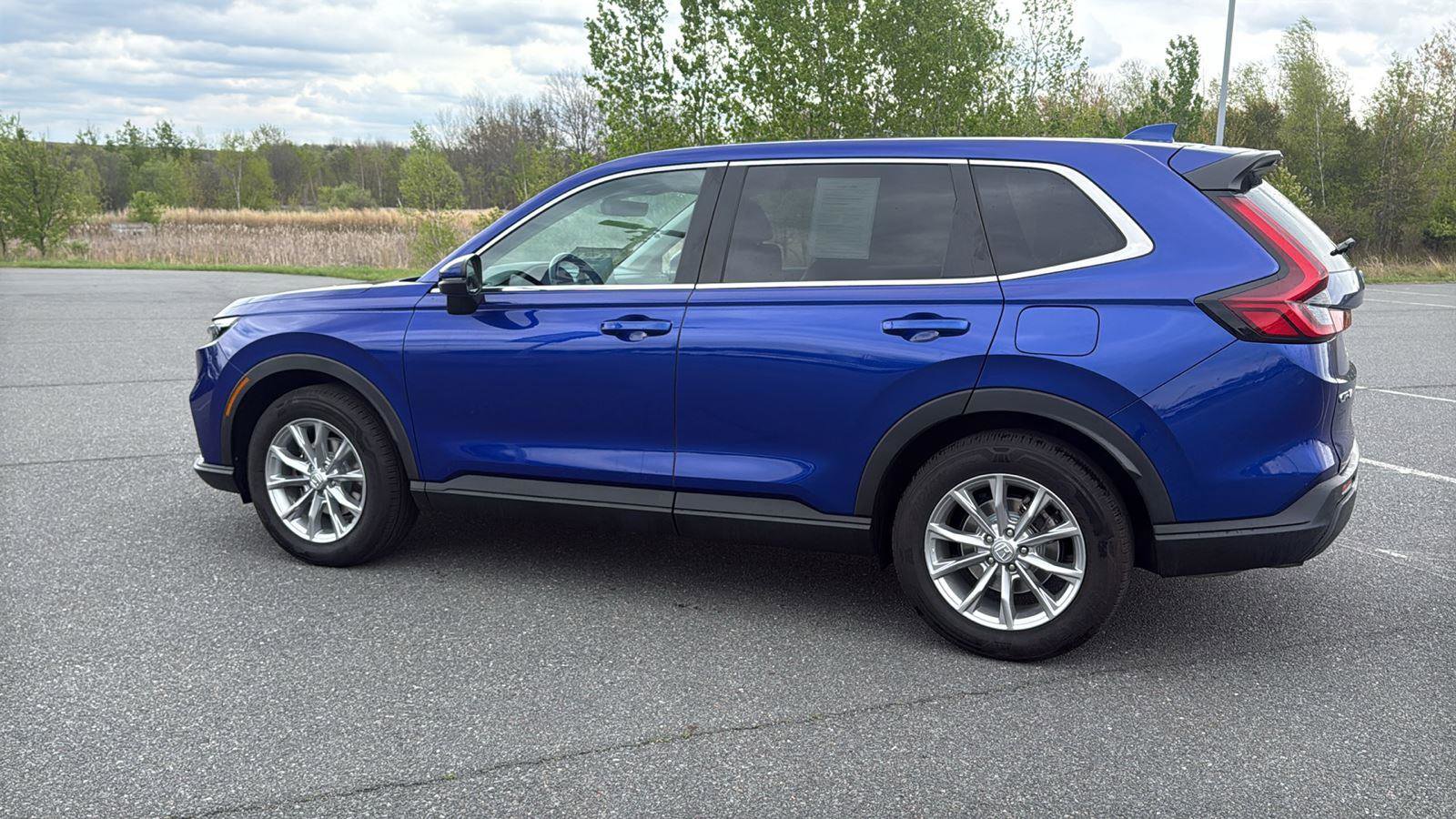 Used 2023 Honda CR-V EX-L image 10