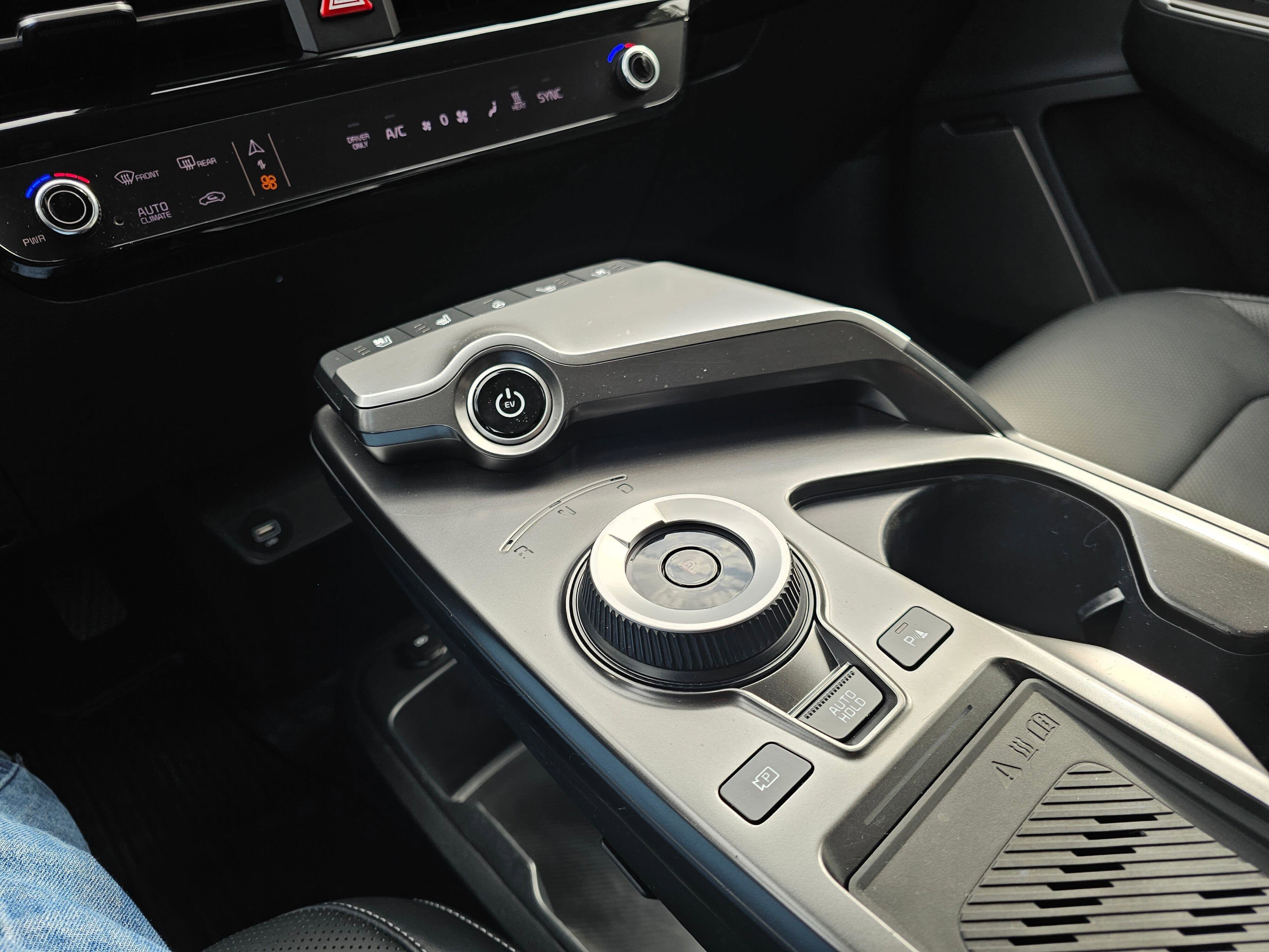 Used 2023 Kia EV6 Wind w/ Wind Technology Package image 25