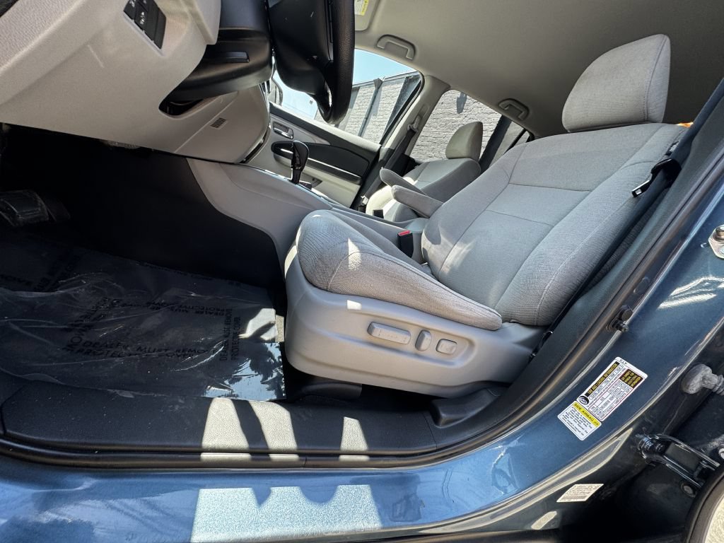 Used 2016 Honda Pilot EX image 12