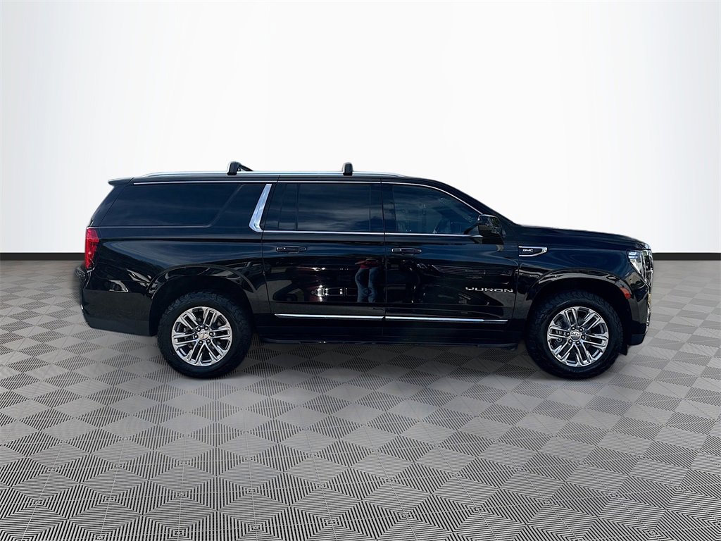 Used 2022 GMC Yukon XL SLT image 5