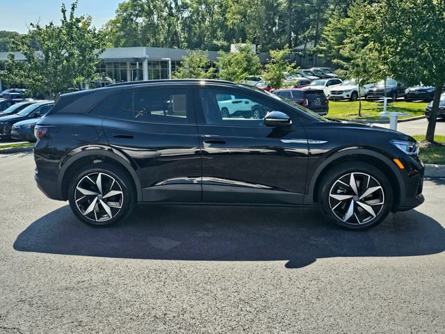 Used 2024 Volkswagen ID.4 Pro S AWD/4WD image 7