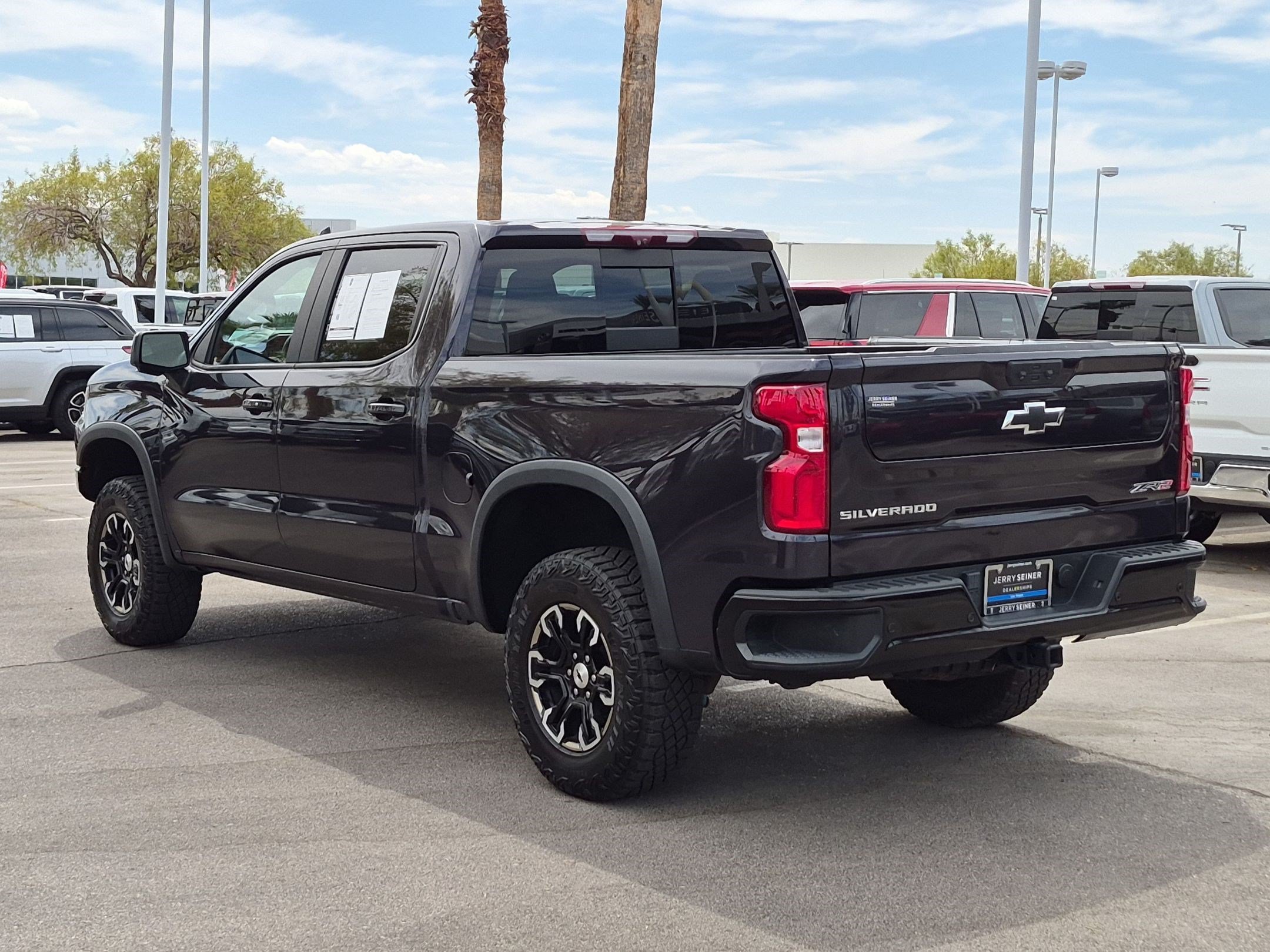 Certified 2022 Chevrolet Silverado 1500 ZR2 w/ Technology Package AWD/4WD image 3