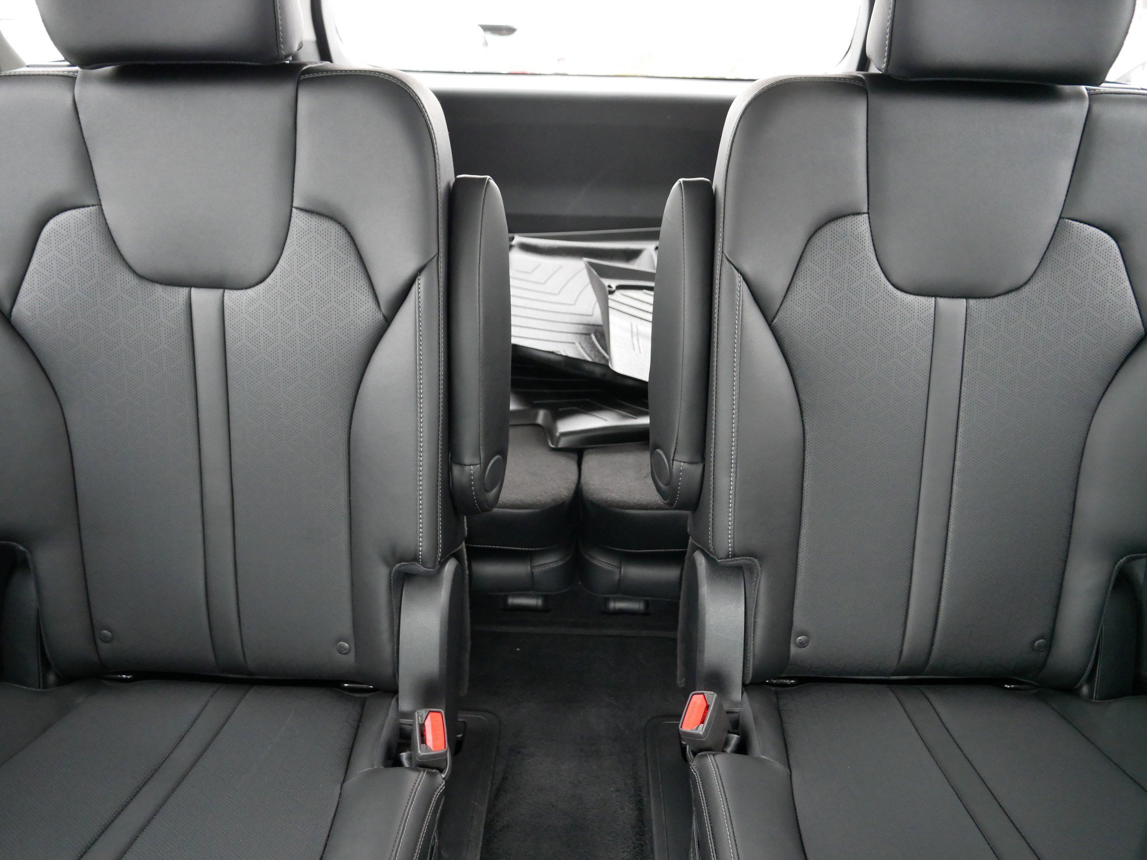 Certified 2023 Kia Sorento SX image 13