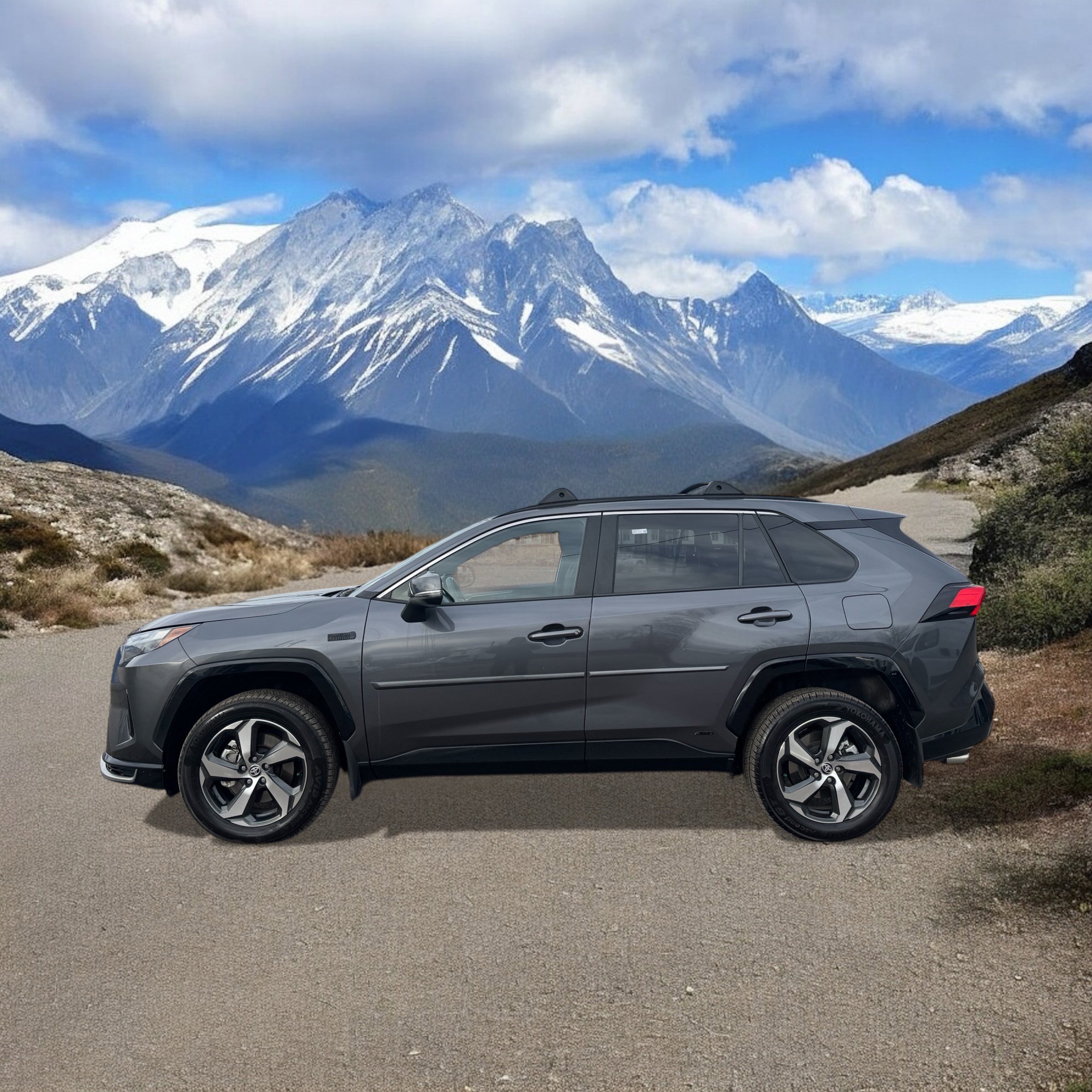 Certified 2024 Toyota RAV4 SE image 2