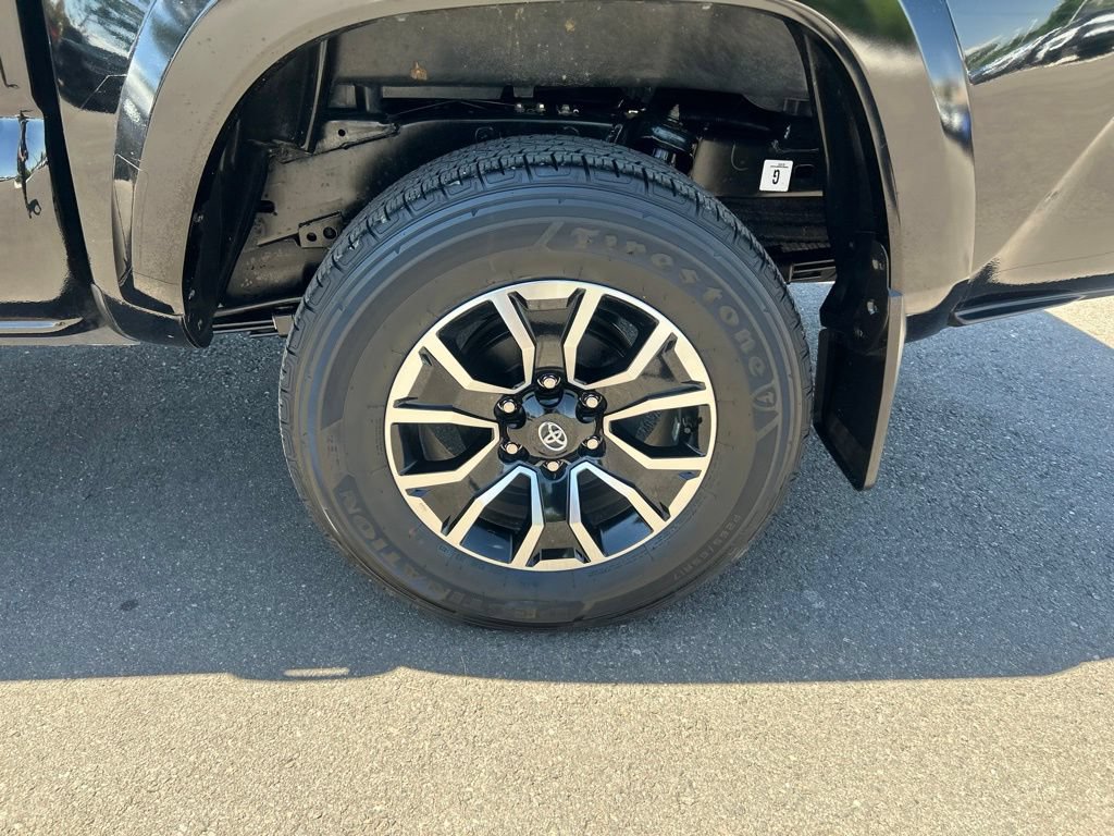 Used 2023 Toyota Tacoma TRD Sport AWD/4WD image 31